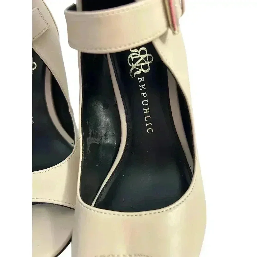 Rock & Republic Double Strap Heels Light Beige Women's Size 7